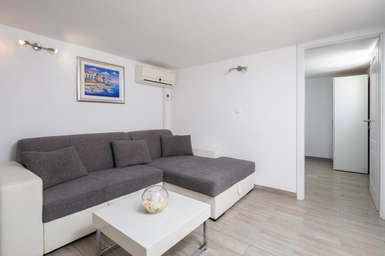 Vila Blanka Apartments Rogoznica  Exterior foto